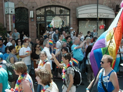 Publikum und Teilnehmer
Keywords: Christopher Street Day CSD Frankfurt DiversitÃ¤t Publikum Teilnehmer