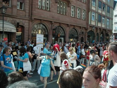 Auch in der Schule
Keywords: Christopher Street Day CSD Frankfurt DiversitÃ¤t Schule