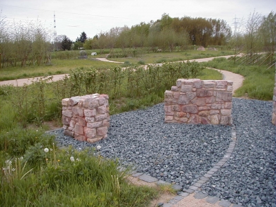 Geschichtspfad
Keywords: Dietzenbach Rundgang Spaziergang FrÃ¼hling Geschichtspfad