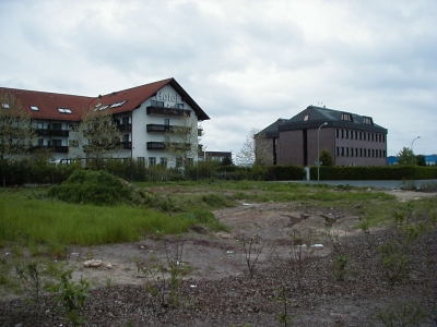 Gottlieb-Daimler-StraÃŸe
Keywords: Dietzenbach Rundgang Spaziergang FrÃ¼hling Gottlieb Daimler StraÃŸe