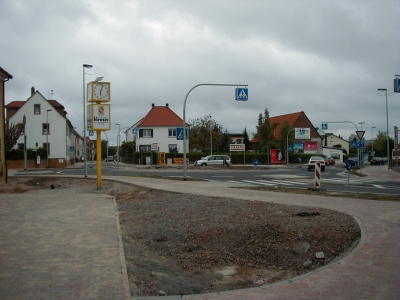 Kreisel
Keywords: Dietzenbach Rundgang Spaziergang FrÃ¼hling Kreisel