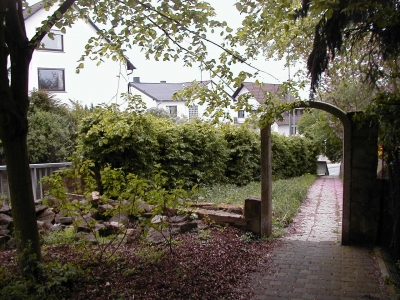 Lindenweg
Keywords: Dietzenbach Rundgang Spaziergang FrÃ¼hling Lindenweg