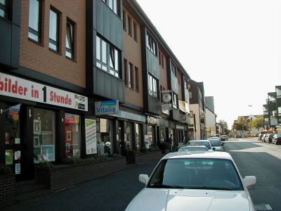 BabenhÃ¤user StraÃŸe
Keywords: Dietzenbach Rundgang Spaziergang Sommer BabenhÃ¤user StraÃŸe