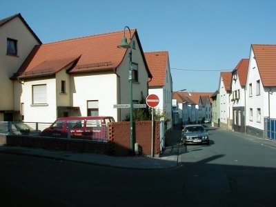 BabenhÃ¤user StraÃŸe
Keywords: Dietzenbach Rundgang Spaziergang Sommer BabenhÃ¤user StraÃŸe