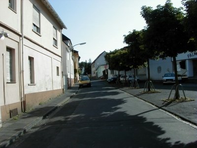 RathenaustraÃŸe
Keywords: Dietzenbach Rundgang Spaziergang Sommer RathenaustraÃŸe