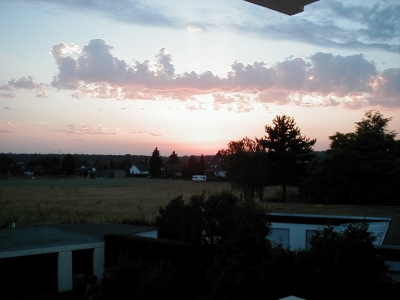 Die Sonne geht Ã¼ber dem Wald Lichteichen unter
Keywords: Dietzenbach Sonnenuntergang Wald Wolken Himmel Sonne Abend Abendstimmung Lichteichen