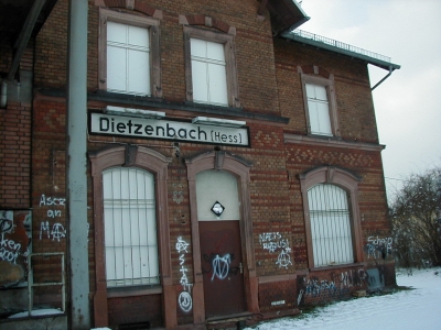 Bahnhof Dietzenbach
Keywords: Dietzenbach Rundgang Spaziergang Winter Bahnhof