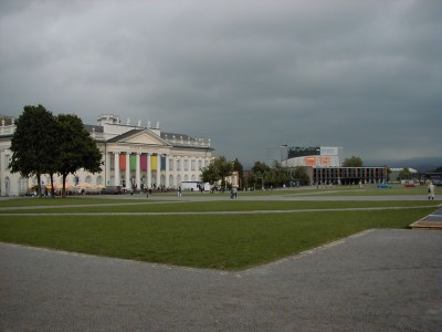 Keywords: Kassel Ducumenta 11 XI moderne Kunst Friedrichsplatz