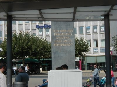 Keywords: Documenta 14 Kassel KÃ¶ningsplatz