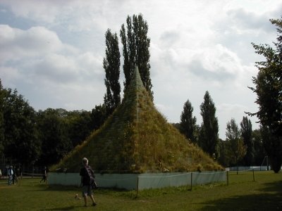 Keywords: Documenta 14 Kassel Nordstadtpark