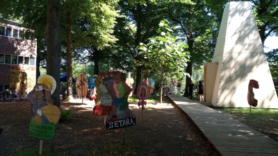 Keywords: Documenta 15 fifteen Kassel Bettenhausen Hallenbad Ost Leipziger StraÃŸe