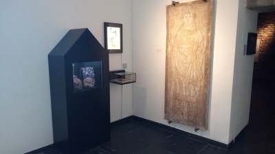 Keywords: Documenta 15 fifteen Kassel Mitte Museum fÃ¼r Sepulkralkultur WeinbergstraÃŸe