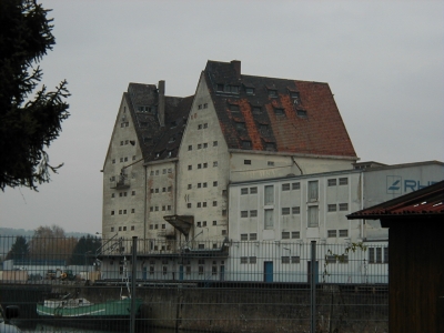 Keywords: Kassel Bettenhausen Industrie Gewerbe Maloche Arbeit HafenstraÃŸe Hafen