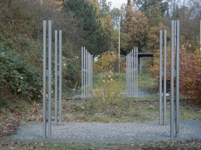 Keywords: Kassel Bettenhausen Joseph-von-Eichendorff-Schule Gesamtschule Sekundarstufe I Schule Skulptur Vogelsang 15 EichwaldstraÃŸe 108