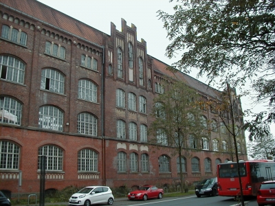 Keywords: Kassel Bettenhausen Kulturfabrik Heinrich Salzmann Ruine Textilfabrik Fabrik Diskothek Disco Stammheim Techno-Club Techno Club SandershÃ¤user StraÃŸe