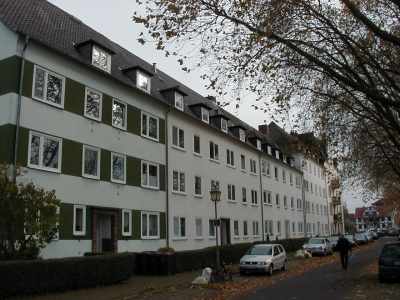 Keywords: Kassel Bettenhausen StraÃŸen HÃ¤user WohnhÃ¤user StraÃŸe Haus Wohnhaus Wohnung WohnstraÃŸe Quartier Viertel Stadtteil Bebauung Bau Bauten Ensemble Erfurter StraÃŸe