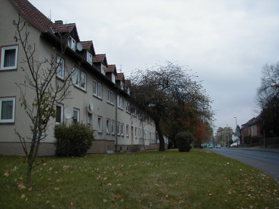Keywords: Kassel Bettenhausen StraÃŸen HÃ¤user WohnhÃ¤user StraÃŸe Haus Wohnhaus Wohnung WohnstraÃŸe Quartier Viertel Stadtteil Bebauung Bau Bauten Ensemble Steinbreite