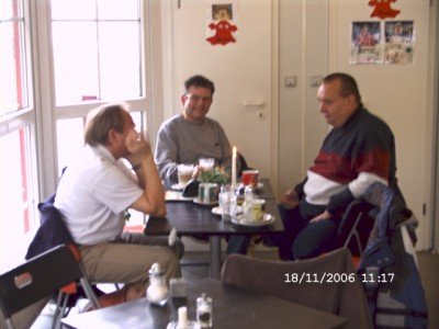 Keywords: Main Taunus Freizeit Treff Runde Snack House