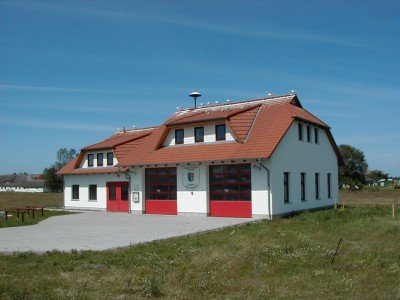 Keywords: Ostsee KÃ¼ste Insel Hiddensee Neuendorf