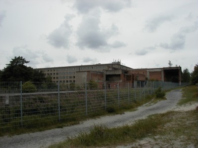 Keywords: Ostsee KÃ¼ste Insel RÃ¼gen Prora kdf Kraft durch Freude Ferienanlage Seebad