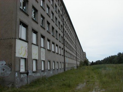 Keywords: Ostsee KÃ¼ste Insel RÃ¼gen Prora kdf Kraft durch Freude Ferienanlage Seebad