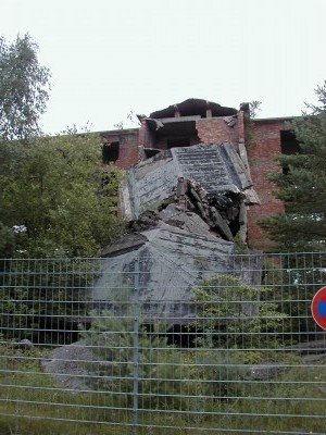 Keywords: Ostsee KÃ¼ste Insel RÃ¼gen Prora kdf Kraft durch Freude Ferienanlage Seebad