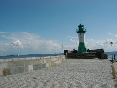 Keywords: Ostsee KÃ¼ste Insel RÃ¼gen Sassnitz Stadthafen Leuchtturm