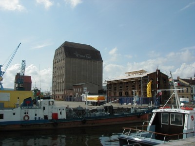 Keywords: Ostsee KÃ¼ste Stralsund Hafen