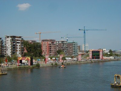 Public Viewing Point Ost (Weseler Werft)
Keywords: Frankfurt Main Fussballweltmaisterschaft FuÃŸballweltmeisterschaft WM Portugal Iran Fussball FuÃŸball Fussballspiel FuÃŸballspiel Public Viewing Point Ost Weseler Werft