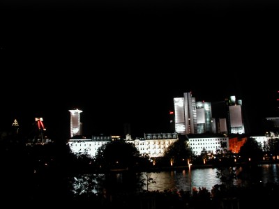 Keywords: Frankfurt Main Fussballweltmaisterschaft FuÃŸballweltmeisterschaft WM SkyArena Abend abens