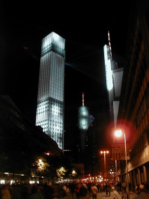 Keywords: Frankfurt Main Fussballweltmaisterschaft FuÃŸballweltmeisterschaft WM SkyArena Abend abens