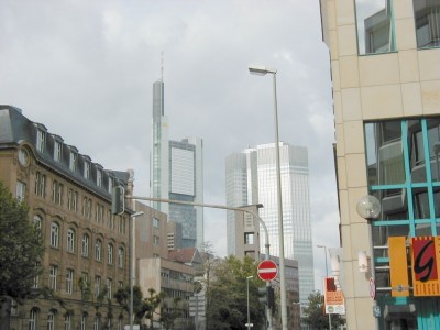 Mosel- GutleutstraÃŸe
Commerzbank, EZB
Keywords: Frankfurt Main Fussballweltmaisterschaft FuÃŸballweltmeisterschaft WM SkyArena Tag tagsÃ¼ber Commerzbank EZB MoselstraÃŸe GutleutstraÃŸe  Hochhaus HochhÃ¤user